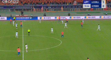 打疯了！卡扎伊什维利大四喜，泰山6-0领先国安！